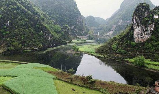 适合七八月旅游的城市