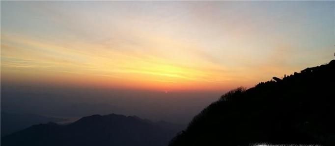 夜爬泰山旅游攻略,以及注意事项