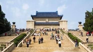 南京中山陵旅游攻略(半天)
