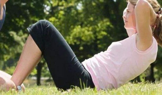 仰卧起坐的危害