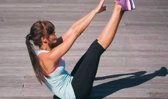 练马甲线最简单5个动作