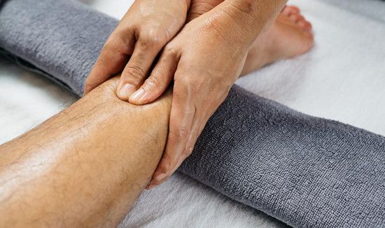 如何按摩小腿变细