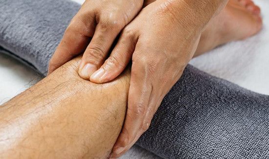 如何按摩小腿解除疲劳