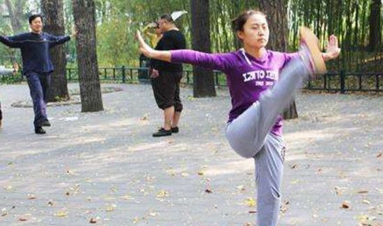 如何增强身体柔韧性