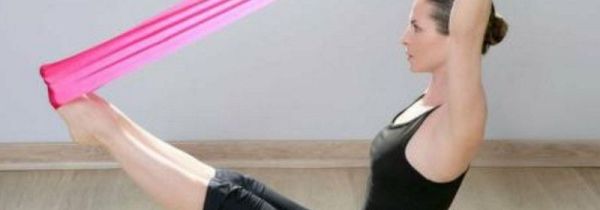 弹力带小腿训练动作