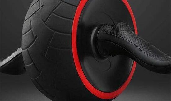 健腹轮为什么要回弹