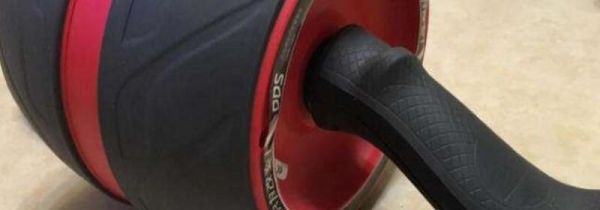 健腹轮需要多少腰力