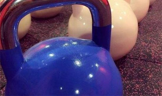 壶铃能减肚子吗