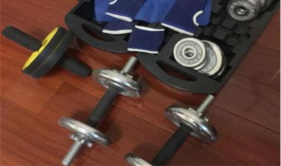 健腹轮为什么滚不动