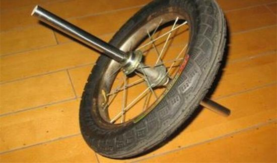 健腹轮为什么滚不动