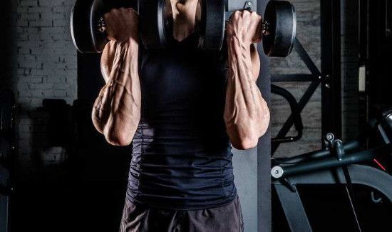 练哑铃一个月效果