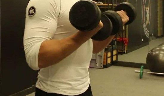 练哑铃一个月效果