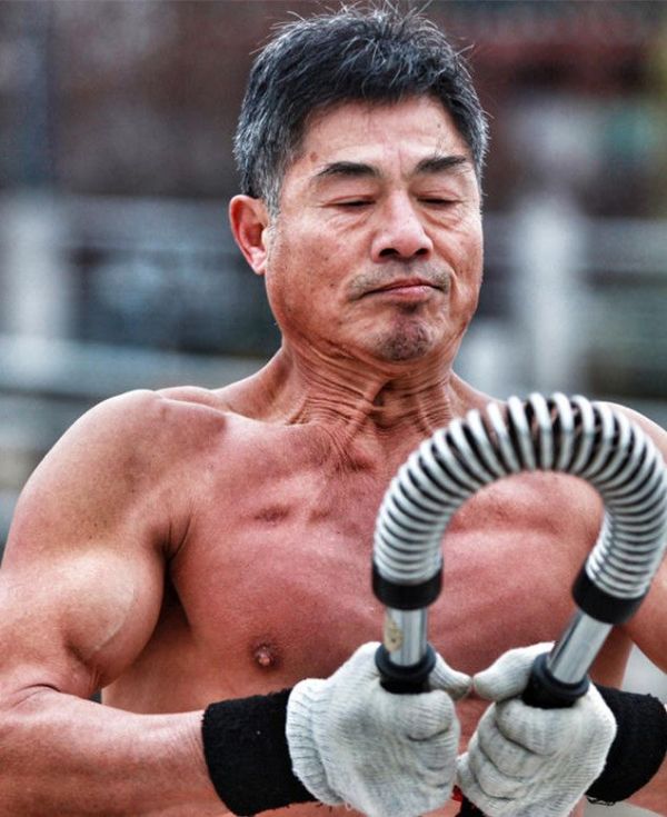 臂力器练哪的肌肉?