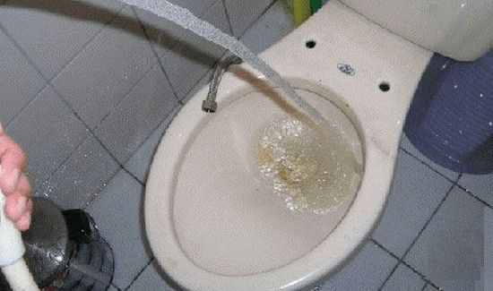 怎么软化堵住马桶的屎