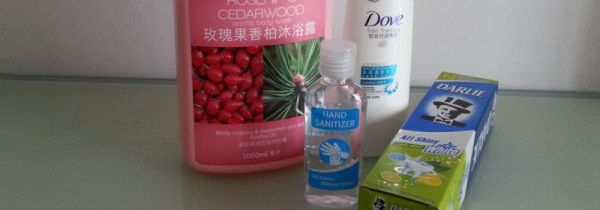 沐浴露和牙膏做水晶泥方法