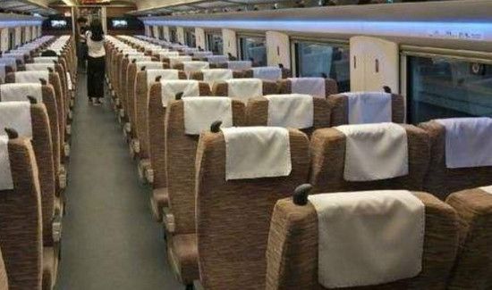 高铁怎么找座位