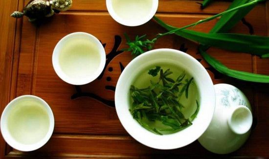 为什么绿茶第一泡不喝