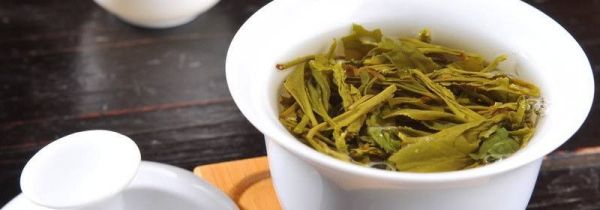 龙井茶应该用多少度的水来泡