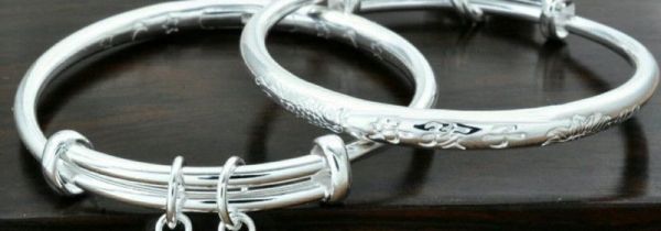 晚上睡觉带银镯子好吗