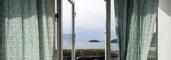 睡觉要不要开窗