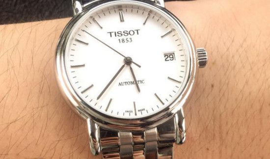 机械手表晚上睡觉要不要摘下来