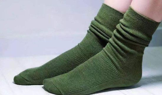 睡觉要不要脱袜子