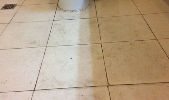 地板上的污渍怎么清除