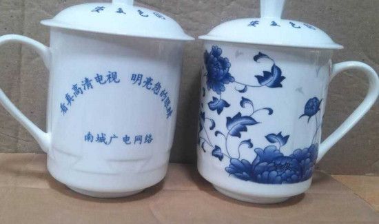 杯子上的字怎么去掉