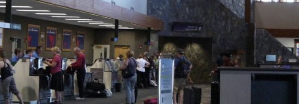 飞机带液体可以托运吗