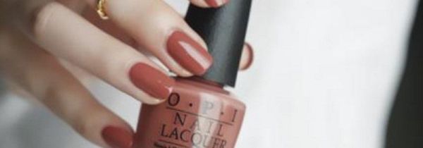 指甲油属于什么垃圾