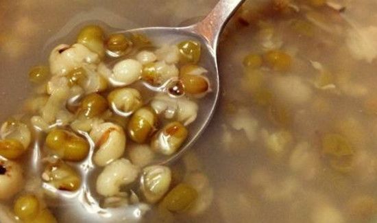 绿豆汤绿色和红色区别