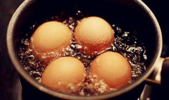 电饭锅煮鸡蛋需要多长时间