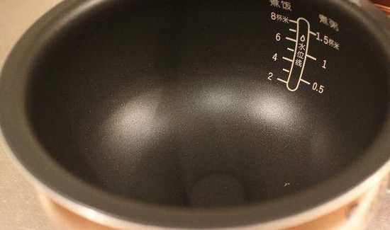 电饭煲内胆清洗妙招