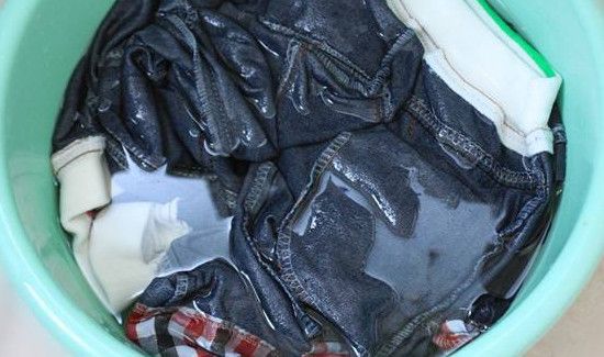 白醋泡衣服多长时间