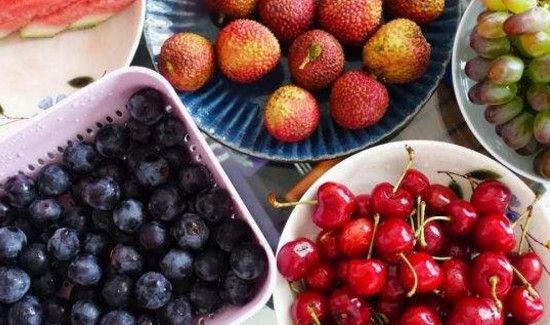 樱桃和荔枝能一起吃吗