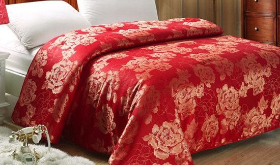 桑蚕丝洗硬后怎么恢复