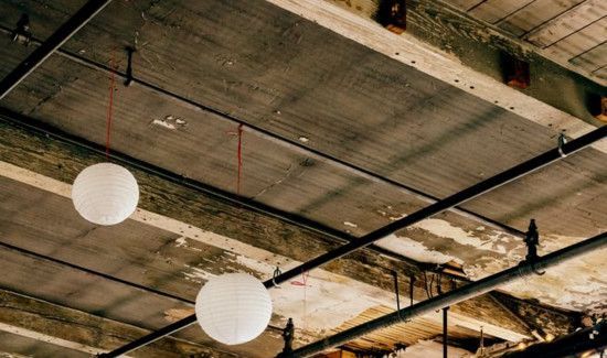 天花板弹珠掉落的声音