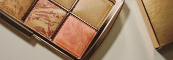 腮红可以当定妆粉用吗