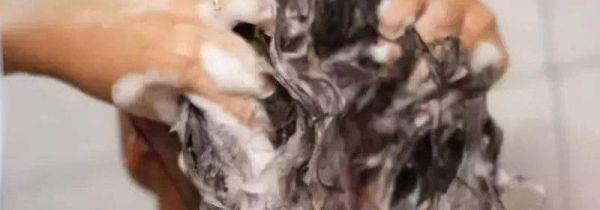 洗头发能放白醋吗