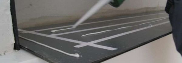 玻璃胶弄手上怎么洗掉