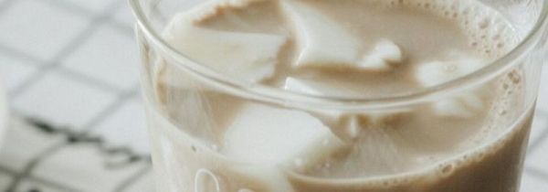 为什么喝奶茶会睡不着