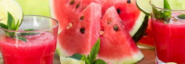 西瓜和油桃能榨果汁吗