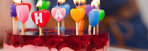 蛋糕上的蜡烛能不能吃