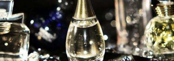 香水味怎么去除