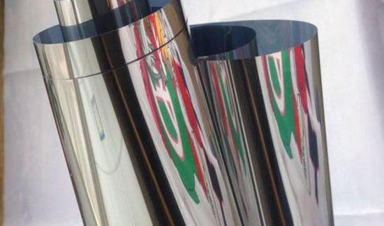 窗户贴膜怎么贴