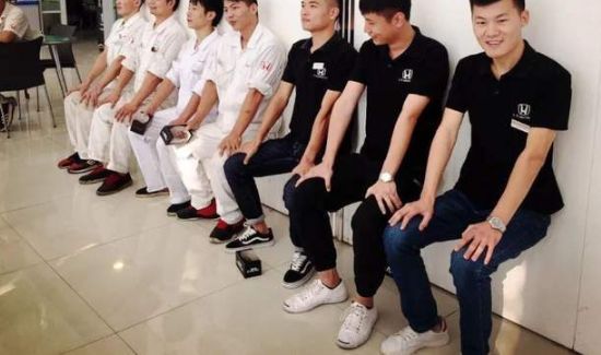 贴墙蹲的好处和坏处