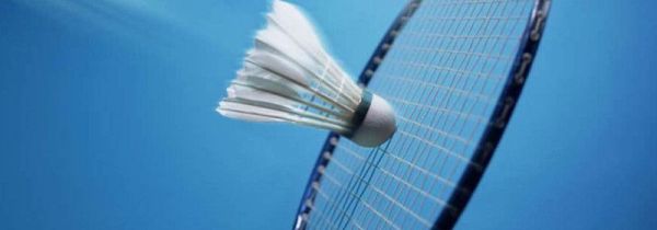 新羽毛球第一次用怎么处理