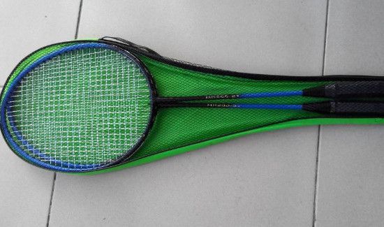 羽毛球拍4u 5u是什么意思