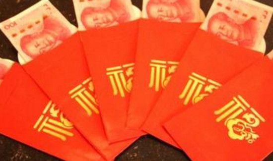 聘礼是订婚时候给还是结婚时候给