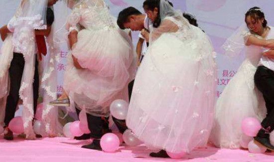 结婚为什么要踩气球
